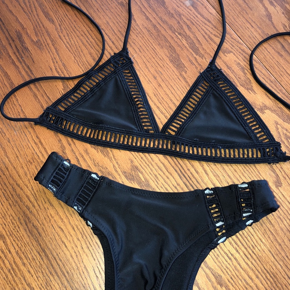 Bathing suit
